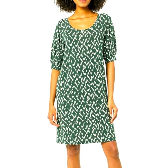 Green and White Patterned Dress NWT 26-30 p2p - Picture 3 of 7